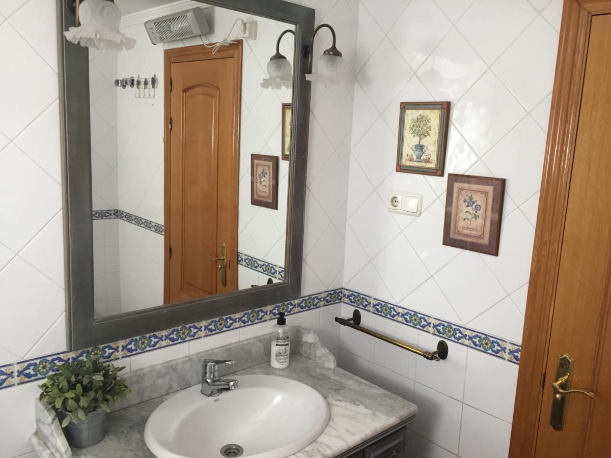Casa Alameda Villa Фуeнхирола Екстериор снимка