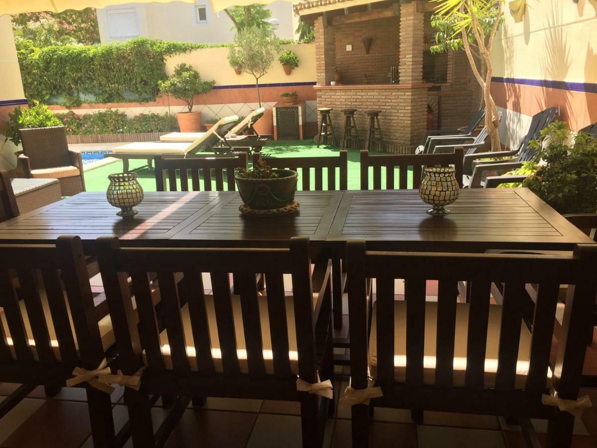 Casa Alameda Villa Фуeнхирола Екстериор снимка