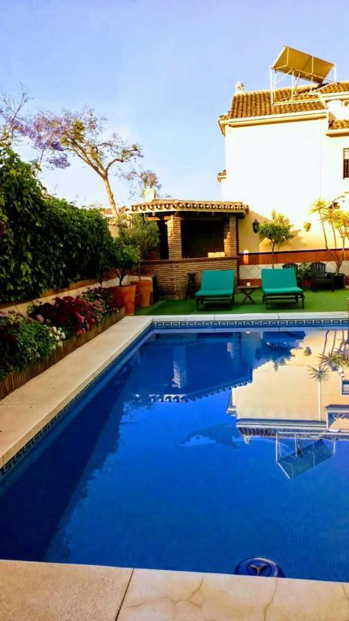 Casa Alameda Villa Фуeнхирола Екстериор снимка